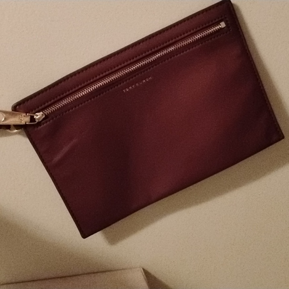 Authentic Tory Burch pouch - Picture 2 of 4